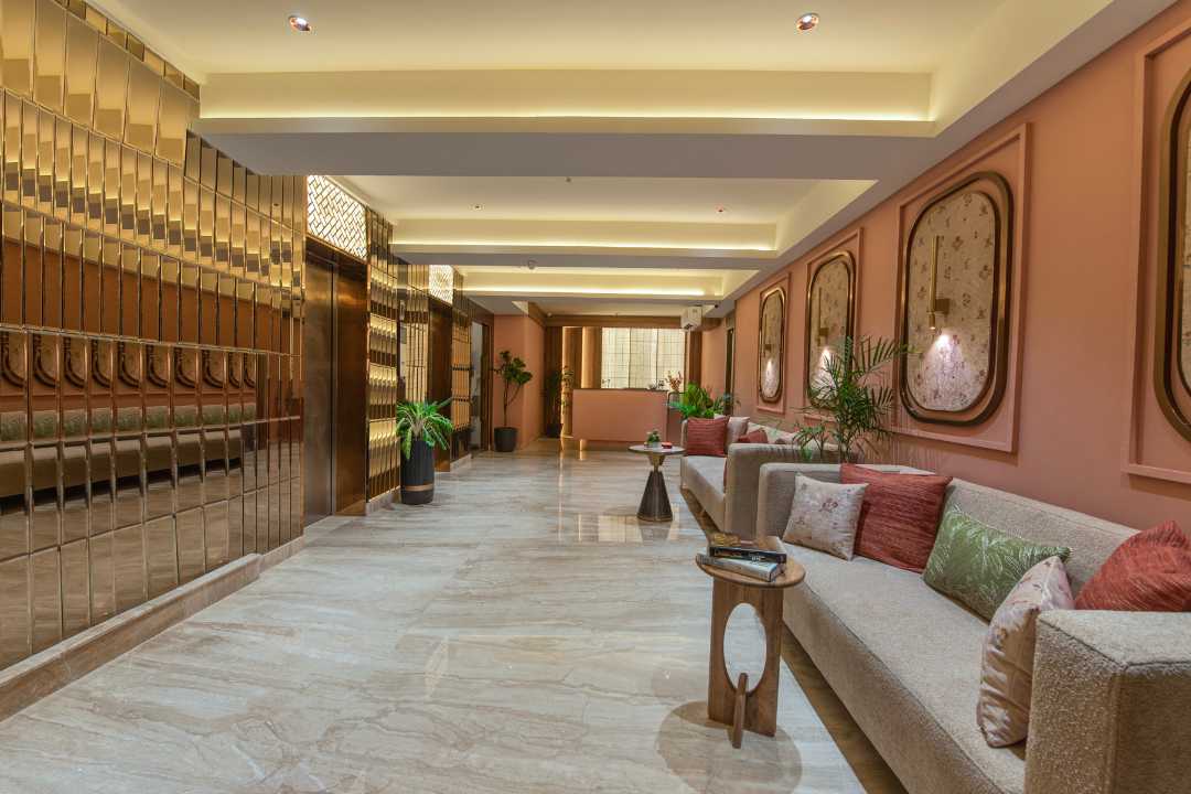 sealdah hotel near station